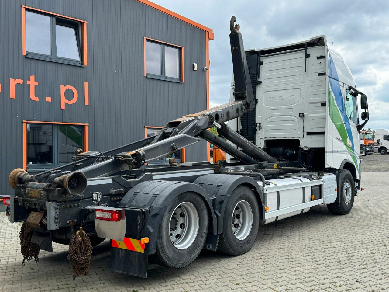 شاحنة برافعة خطافية Volvo FH 540 6x2 Abrollkipper MEILLER RK 26.67: صورة 22
