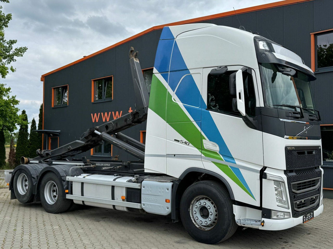 شاحنة برافعة خطافية Volvo FH 540 6x2 Abrollkipper MEILLER RK 26.67: صورة 20