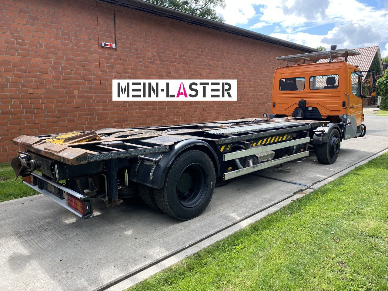 Mercedes-Benz Kamag Wiesel Umsetzter Sattelplatte - ناقلة حاويات/ شاحنة حاويات: صورة 3 Mercedes-Benz Kamag Wiesel Umsetzter Sattelplatte - ناقلة حاويات/ شاحنة حاويات: صورة 3