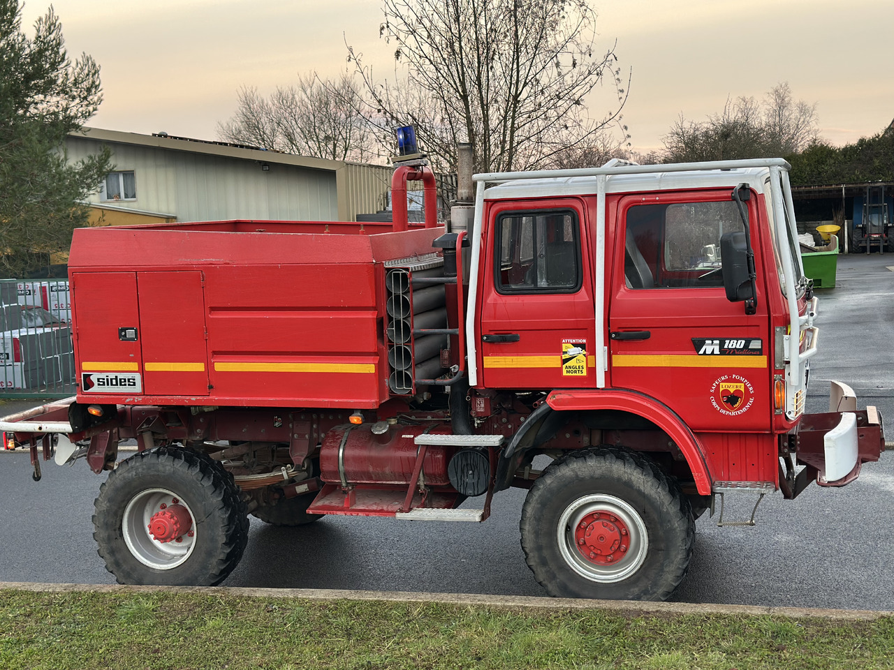 RENAULT M180 - شاحنة حريق: صورة 5 RENAULT M180 - شاحنة حريق: صورة 5