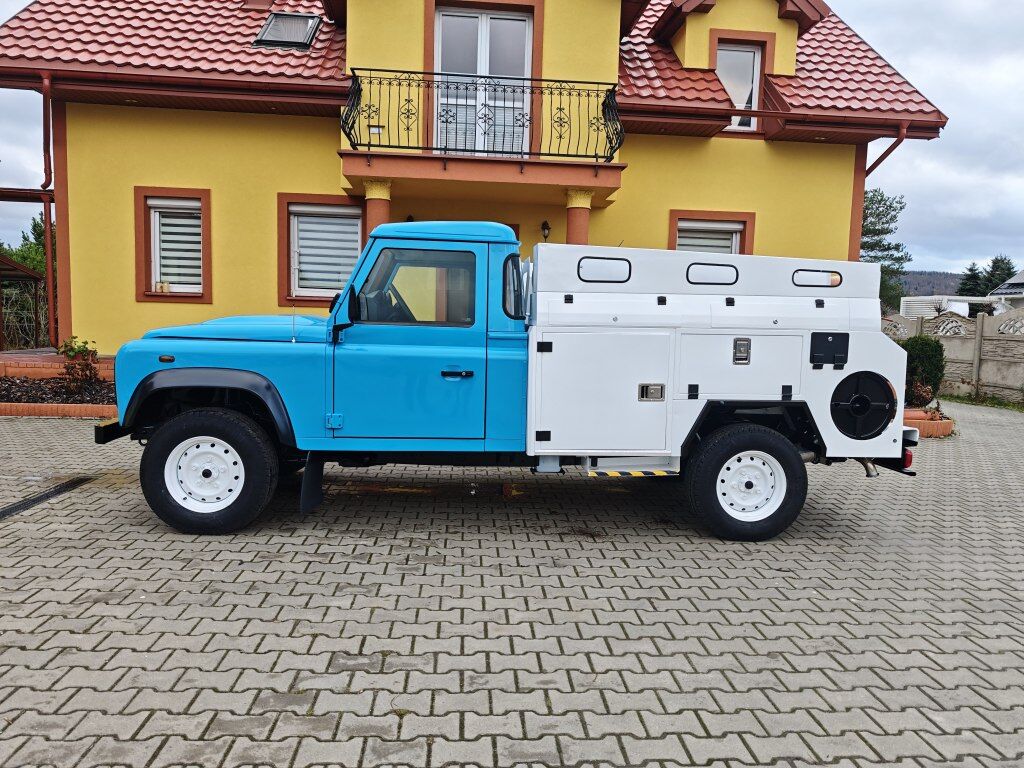 Land Rover Defender 130 RIVARD Premium - فراغ شاحنة: صورة 3 Land Rover Defender 130 RIVARD Premium - فراغ شاحنة: صورة 3
