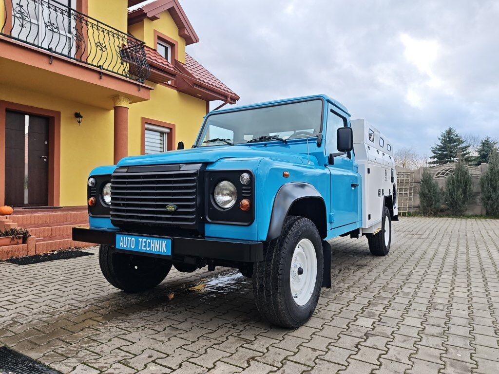 Land Rover Defender 130 RIVARD Premium - فراغ شاحنة: صورة 1 Land Rover Defender 130 RIVARD Premium - فراغ شاحنة: صورة 1