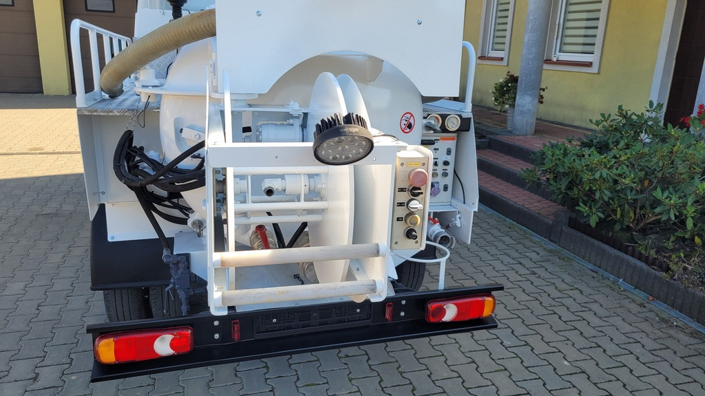 فراغ شاحنة Renault Maxity 140dxi Kanalreiniger COMBI CLEANER VAACUM Hydrocureur: صورة 30 فراغ شاحنة Renault Maxity 140dxi Kanalreiniger COMBI CLEANER VAACUM Hydrocureur: صورة 30