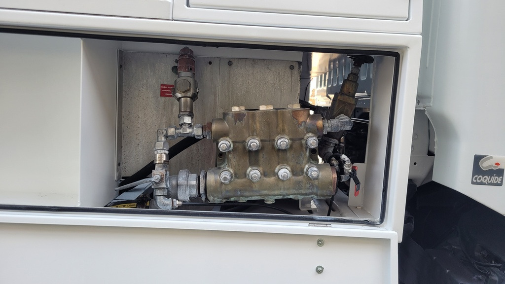 فراغ شاحنة Renault Maxity 140dxi Kanalreiniger COMBI CLEANER VAACUM Hydrocureur: صورة 38 فراغ شاحنة Renault Maxity 140dxi Kanalreiniger COMBI CLEANER VAACUM Hydrocureur: صورة 38