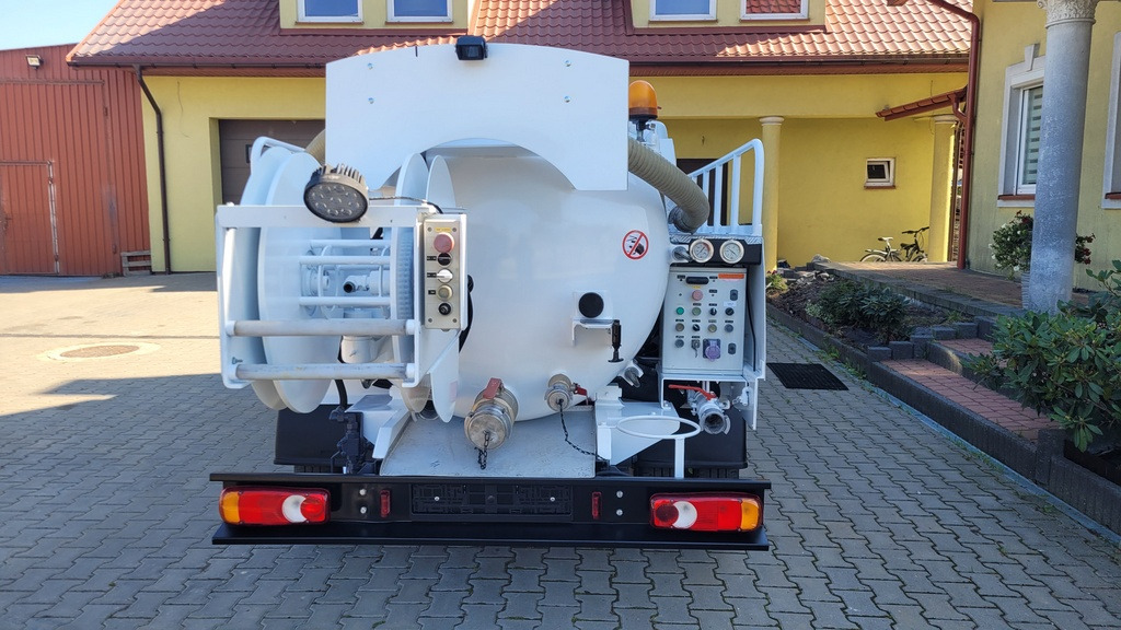 فراغ شاحنة Renault Maxity 140dxi Kanalreiniger COMBI CLEANER VAACUM Hydrocureur: صورة 8 فراغ شاحنة Renault Maxity 140dxi Kanalreiniger COMBI CLEANER VAACUM Hydrocureur: صورة 8