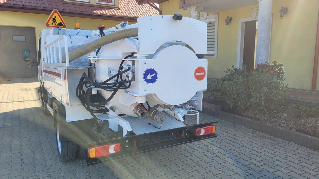 فراغ شاحنة Renault Maxity 140dxi Kanalreiniger COMBI CLEANER VAACUM Hydrocureur: صورة 12 فراغ شاحنة Renault Maxity 140dxi Kanalreiniger COMBI CLEANER VAACUM Hydrocureur: صورة 12