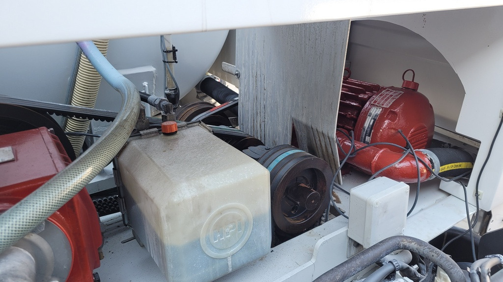 فراغ شاحنة Renault Maxity 140dxi Kanalreiniger COMBI CLEANER VAACUM Hydrocureur: صورة 47 فراغ شاحنة Renault Maxity 140dxi Kanalreiniger COMBI CLEANER VAACUM Hydrocureur: صورة 47