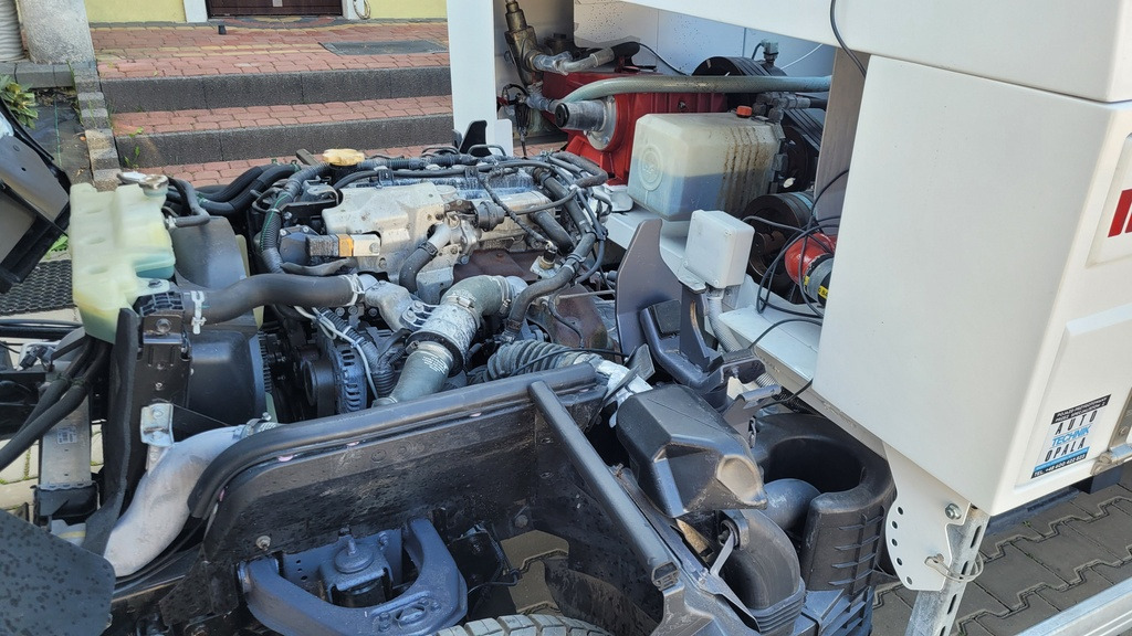 فراغ شاحنة Renault Maxity 140dxi Kanalreiniger COMBI CLEANER VAACUM Hydrocureur: صورة 44 فراغ شاحنة Renault Maxity 140dxi Kanalreiniger COMBI CLEANER VAACUM Hydrocureur: صورة 44