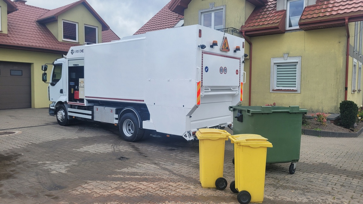 Renault Midlum CONTAINER WEASHER LAVACASSONETTI MYJKA - شاحنة قمامة: صورة 2 Renault Midlum CONTAINER WEASHER LAVACASSONETTI MYJKA - شاحنة قمامة: صورة 2