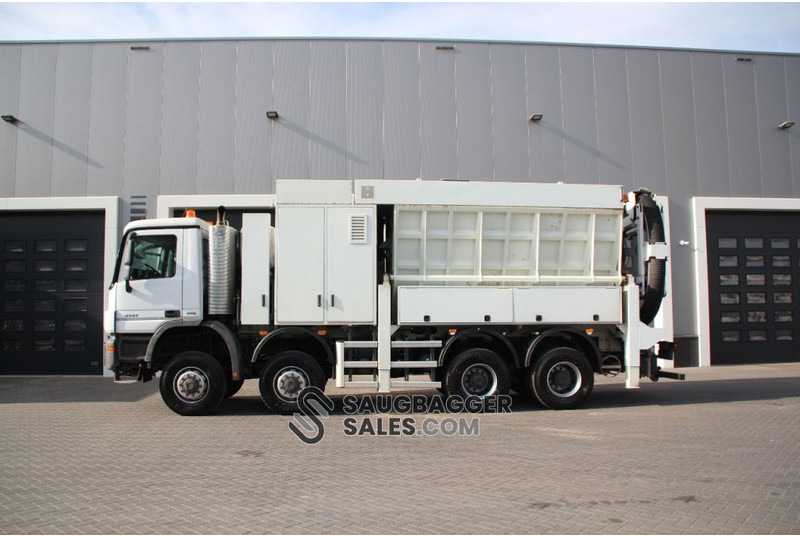 Mercedes-Benz Actros 4141 RSP 2014 Saugbagger 8x8 - فراغ شاحنة: صورة 2 Mercedes-Benz Actros 4141 RSP 2014 Saugbagger 8x8 - فراغ شاحنة: صورة 2