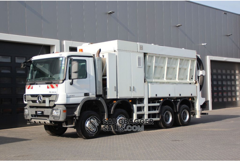 Mercedes-Benz Actros 4141 RSP 2014 Saugbagger 8x8 - فراغ شاحنة: صورة 1 Mercedes-Benz Actros 4141 RSP 2014 Saugbagger 8x8 - فراغ شاحنة: صورة 1