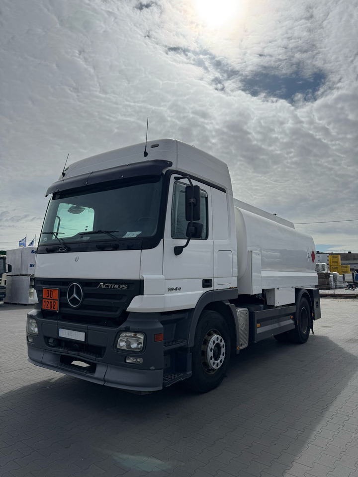 MERCEDES-BENZ Actros 1844 - شاحنة صهريج: صورة 5 MERCEDES-BENZ Actros 1844 - شاحنة صهريج: صورة 5