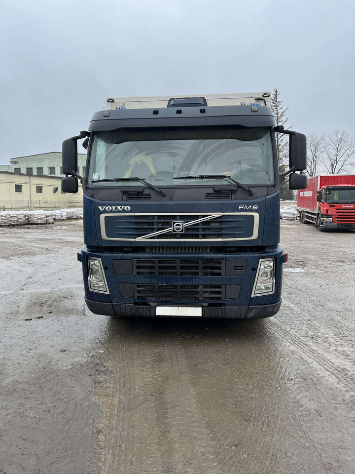 VOLVO FM9.260 - شاحنة صندوقية: صورة 3 VOLVO FM9.260 - شاحنة صندوقية: صورة 3