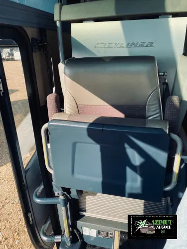 NEOPLAN - حافلة نقل لمسافات طويلة: صورة 4 NEOPLAN - حافلة نقل لمسافات طويلة: صورة 4