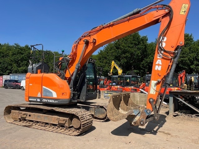 Doosan DX 140 LCR-5 - حفار زاحف: صورة 3 Doosan DX 140 LCR-5 - حفار زاحف: صورة 3