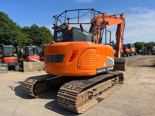 Doosan DX 140 LCR-5 - حفار زاحف: صورة 5 Doosan DX 140 LCR-5 - حفار زاحف: صورة 5