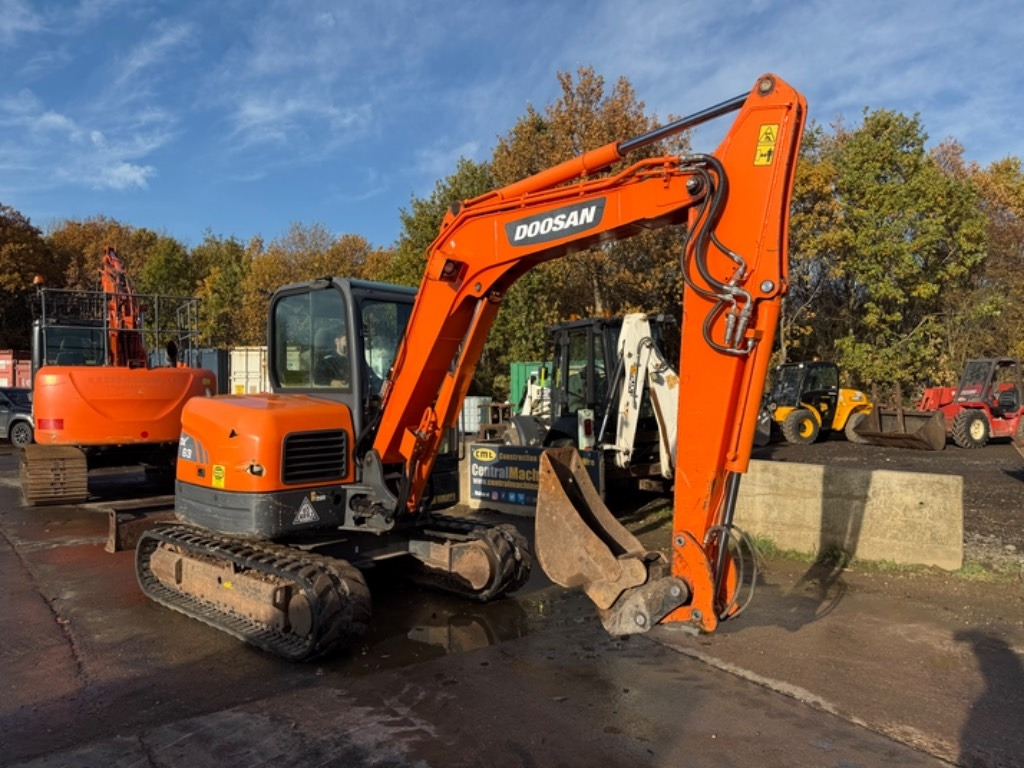 Doosan DX 63-3 - حفار صغير: صورة 5 Doosan DX 63-3 - حفار صغير: صورة 5