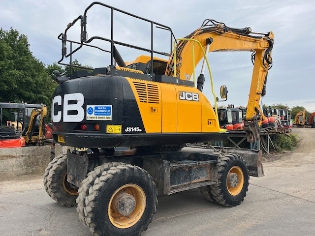 JCB JS 145 W - حفار ذو عجلات: صورة 3 JCB JS 145 W - حفار ذو عجلات: صورة 3