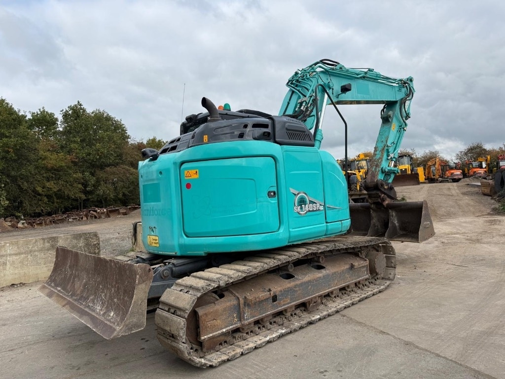 Kobelco SK 140 SRLC-5  - حفار زاحف: صورة 2 Kobelco SK 140 SRLC-5  - حفار زاحف: صورة 2