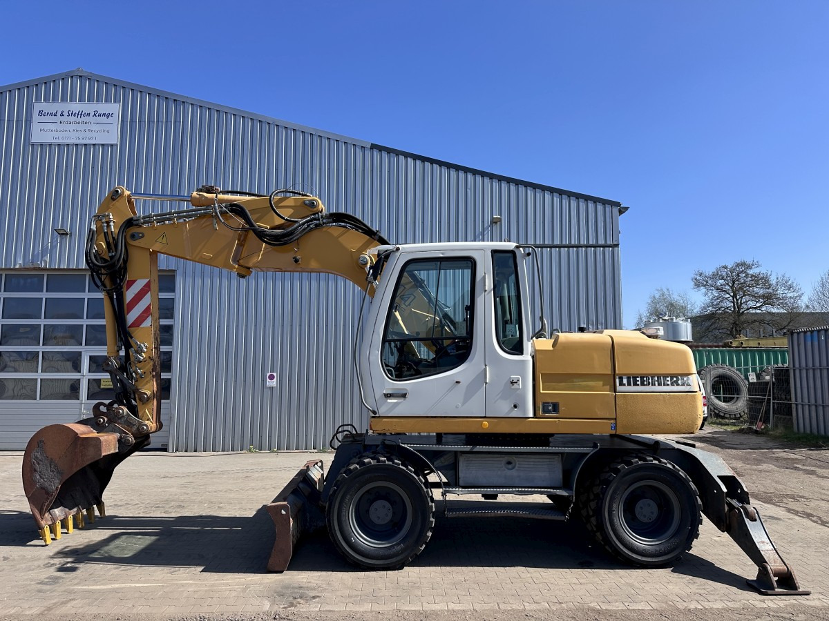 LIEBHERR A 314 All hydr. lines SW 33- 30 Km/h - حفار ذو عجلات: صورة 4 LIEBHERR A 314 All hydr. lines SW 33- 30 Km/h - حفار ذو عجلات: صورة 4