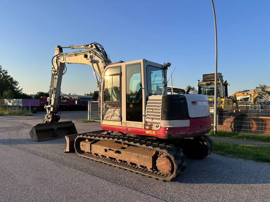 Takeuchi TB 1140 + ISUZU Motor Klima 14.3 Tonnen ! - حفار زاحف: صورة 5 Takeuchi TB 1140 + ISUZU Motor Klima 14.3 Tonnen ! - حفار زاحف: صورة 5