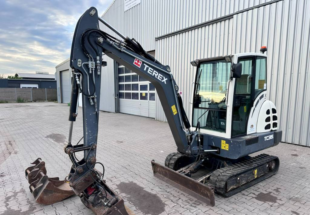 Terex TC 35 mit 3 Löffel - حفار صغير: صورة 3 Terex TC 35 mit 3 Löffel - حفار صغير: صورة 3