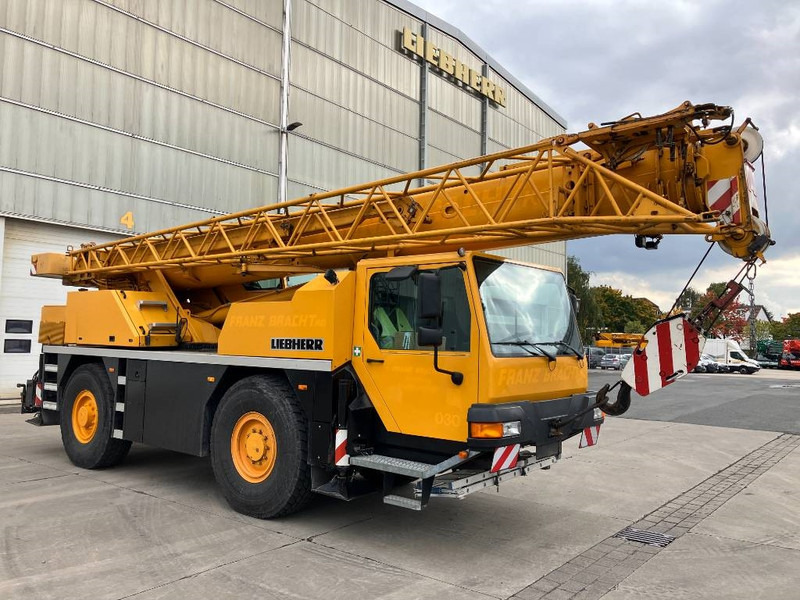 Liebherr LTM 1030-2 - رافعة لجميع التضاريس: صورة 4 Liebherr LTM 1030-2 - رافعة لجميع التضاريس: صورة 4