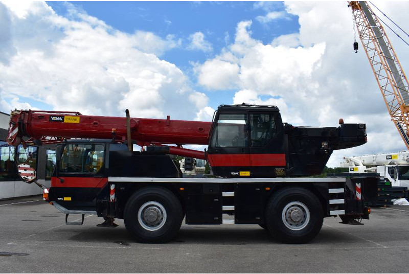 Liebherr LTM 1030-2 - رافعة لجميع التضاريس: صورة 1 Liebherr LTM 1030-2 - رافعة لجميع التضاريس: صورة 1