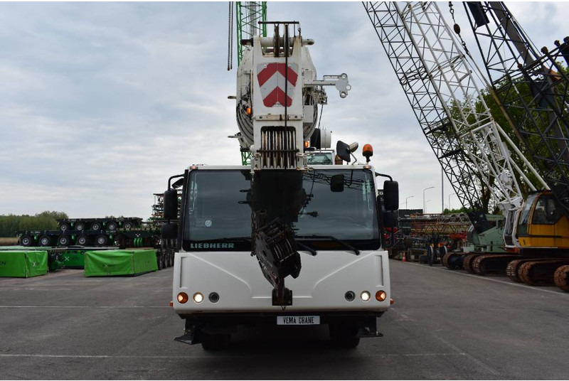 Liebherr LTM1055-3.2 - رافعة لجميع التضاريس: صورة 3 Liebherr LTM1055-3.2 - رافعة لجميع التضاريس: صورة 3