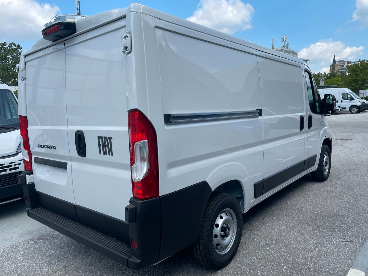 Fiat Ducato S2 30L L2H1 120 Kastenwagen 2025 - فان المدمجة: صورة 4 Fiat Ducato S2 30L L2H1 120 Kastenwagen 2025 - فان المدمجة: صورة 4