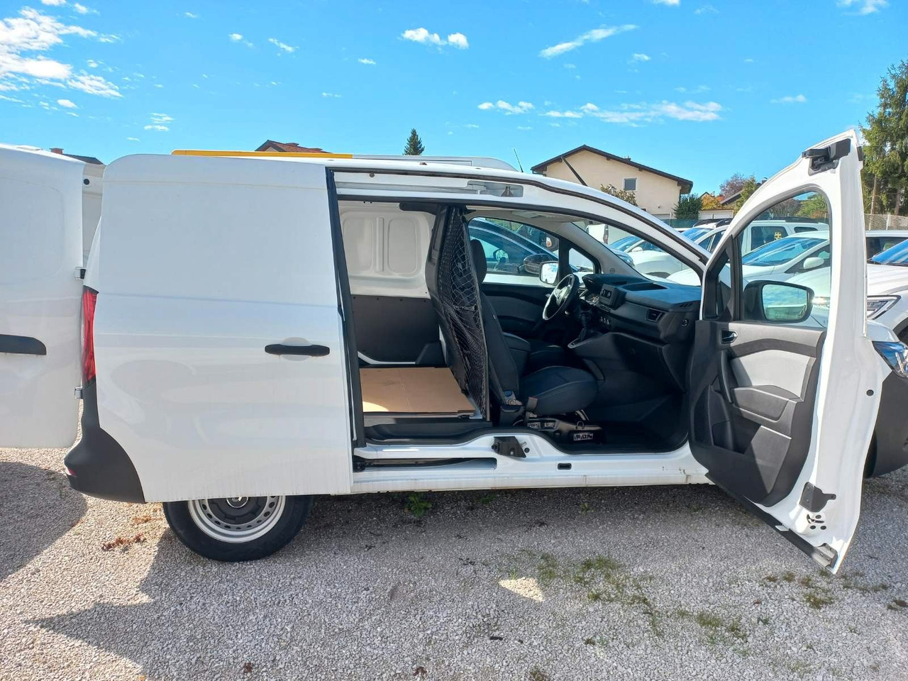 Renault Kangoo Van Comfort Open Sesame 115 - فان المدمجة: صورة 4 Renault Kangoo Van Comfort Open Sesame 115 - فان المدمجة: صورة 4