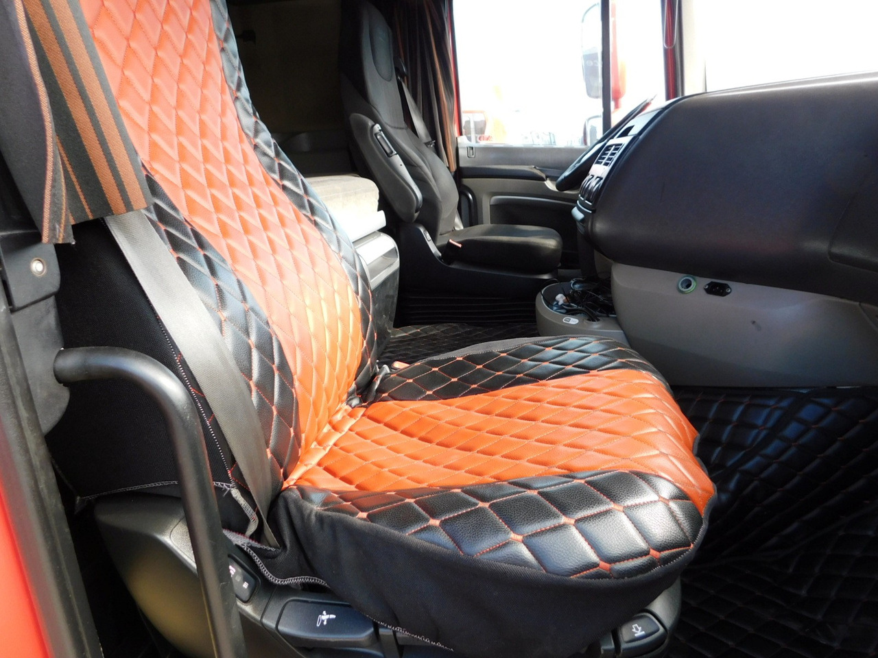 Daf Xf 105460 - رأس تريلا: صورة 5 Daf Xf 105460 - رأس تريلا: صورة 5