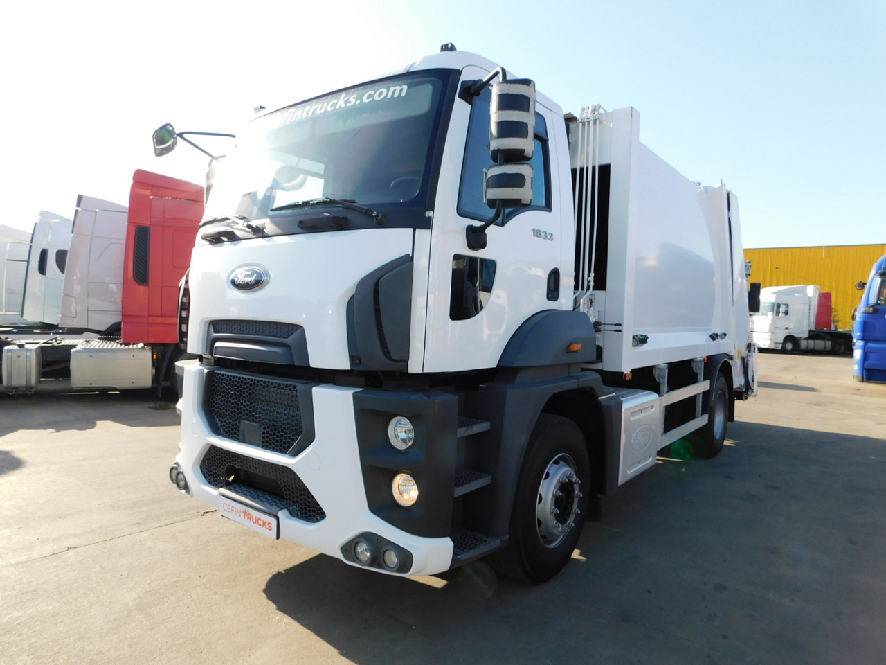 Ford 1833 4x2 dcab e6 9seso14409 - شاحنة قمامة: صورة 1 Ford 1833 4x2 dcab e6 9seso14409 - شاحنة قمامة: صورة 1