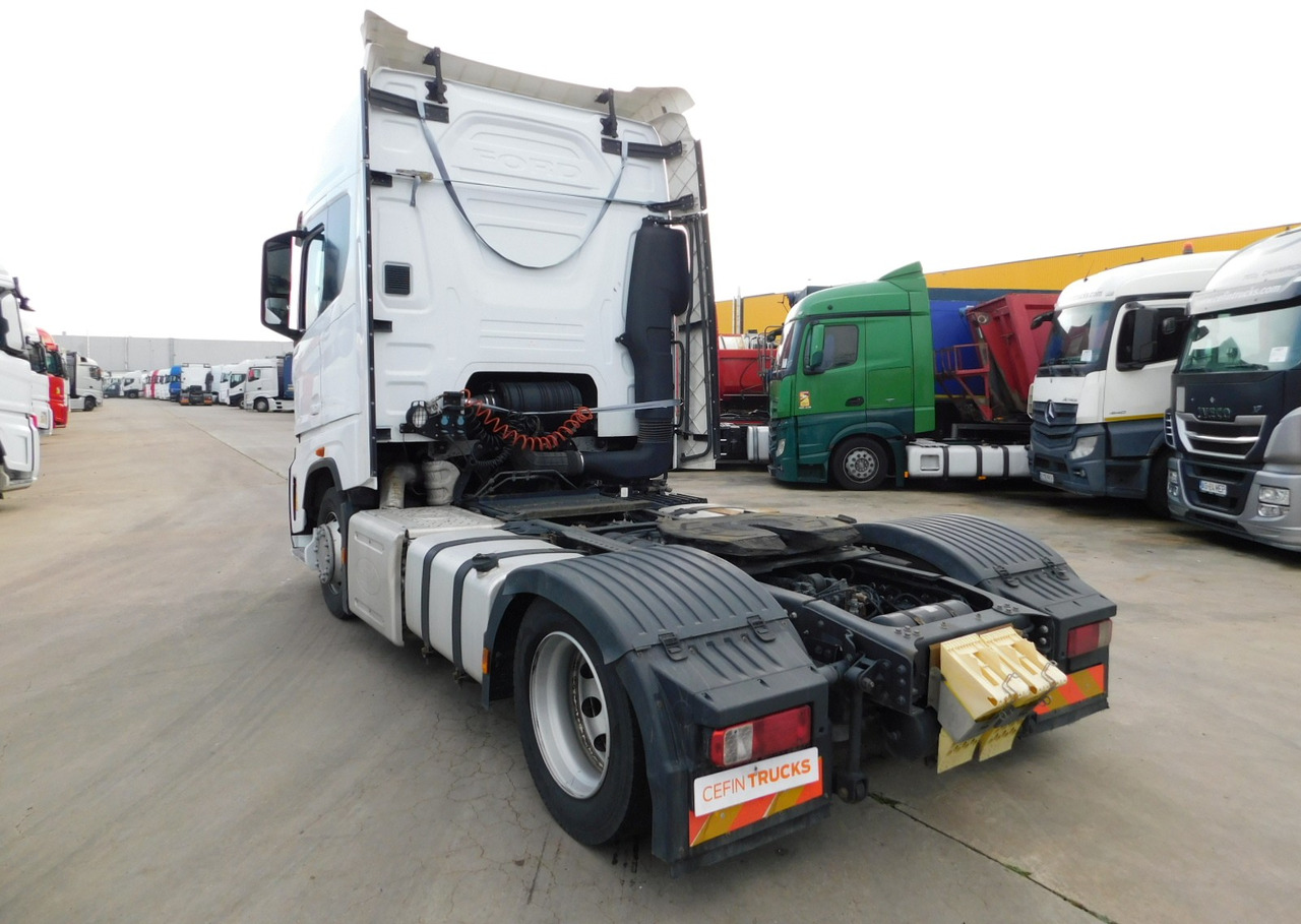 Ford F max ll 4x2 scab e6 12tx2620 - رأس تريلا: صورة 4 Ford F max ll 4x2 scab e6 12tx2620 - رأس تريلا: صورة 4