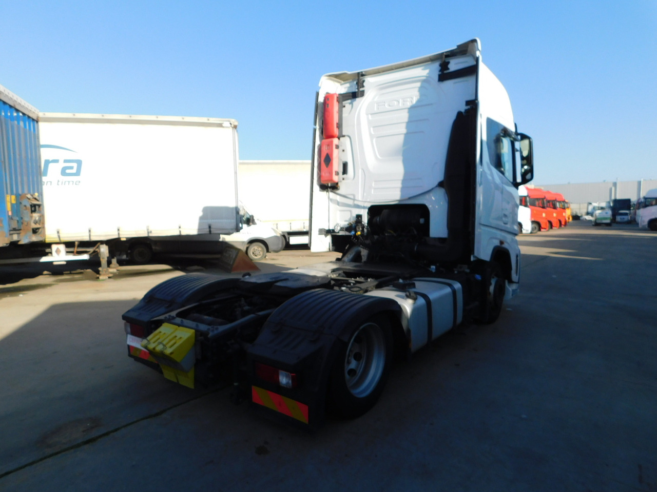 Ford F max ll 4x2 scab e6 12tx2620 - رأس تريلا: صورة 3 Ford F max ll 4x2 scab e6 12tx2620 - رأس تريلا: صورة 3