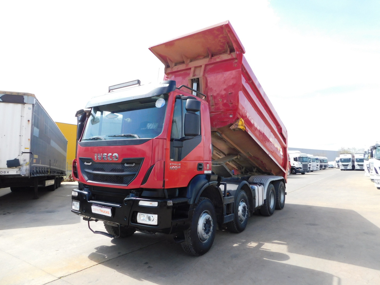 Iveco Trakker 450 - شاحنة قلاب: صورة 1 Iveco Trakker 450 - شاحنة قلاب: صورة 1