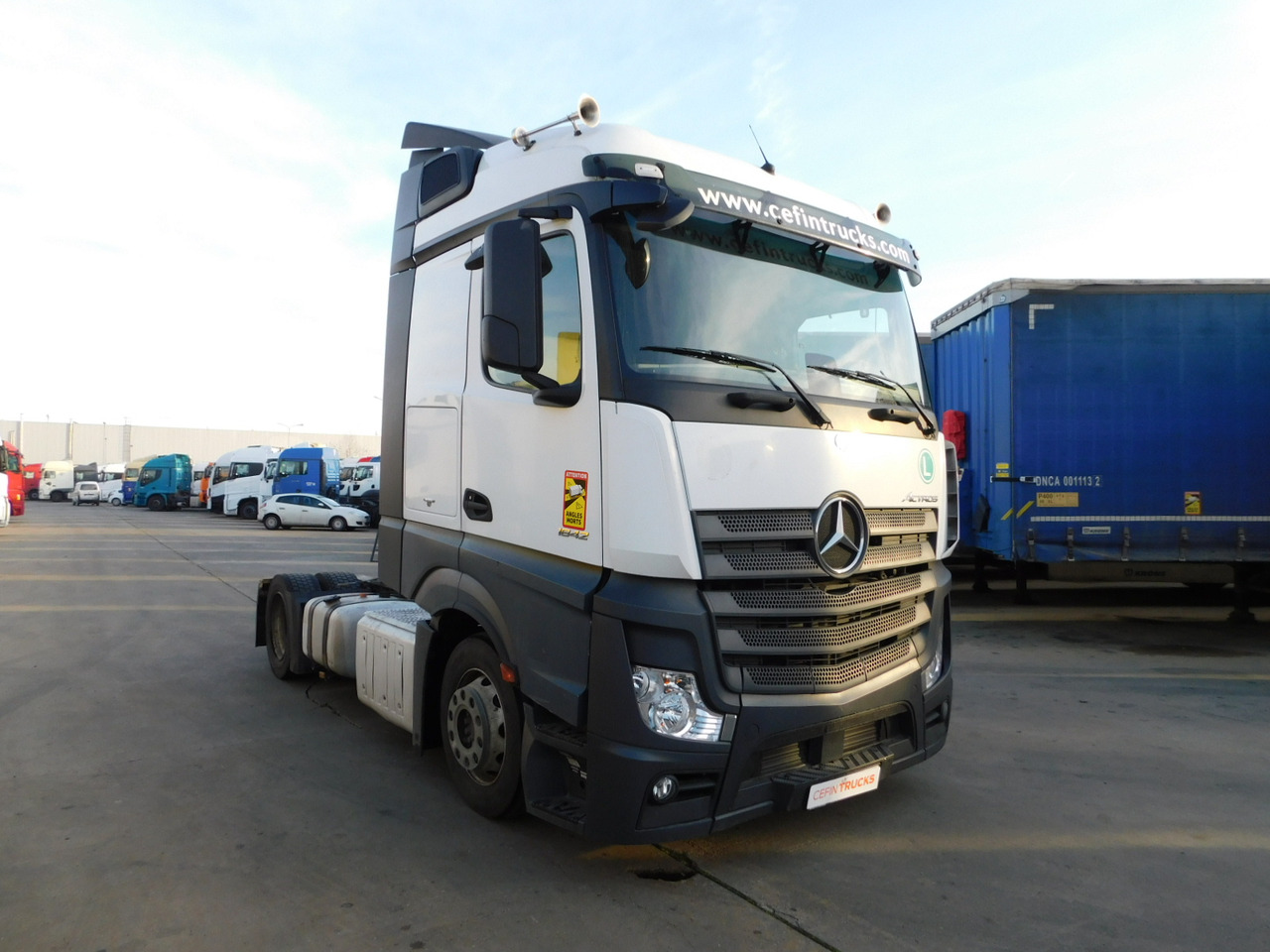 Mercedes Actros - مقطورة السحب: صورة 2 Mercedes Actros - مقطورة السحب: صورة 2
