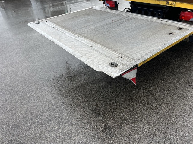 شاحنة ذات ستائر جانبية MAN TGL 12.220 4x2 BL Euro6 Klima Luftfeder: صورة 6