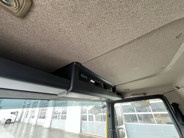 MAN TGL 12.220 4x2 BL Euro6 Klima Luftfeder - شاحنة ذات ستائر جانبية: صورة 2 MAN TGL 12.220 4x2 BL Euro6 Klima Luftfeder - شاحنة ذات ستائر جانبية: صورة 2