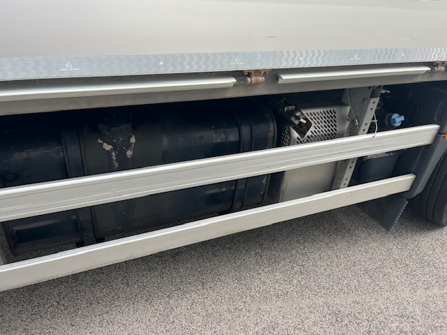 MAN TGM 18.290 4x2 BL mit ADR AT Euro6 Klima AHK - شاحنة ذات ستائر جانبية: صورة 4 MAN TGM 18.290 4x2 BL mit ADR AT Euro6 Klima AHK - شاحنة ذات ستائر جانبية: صورة 4