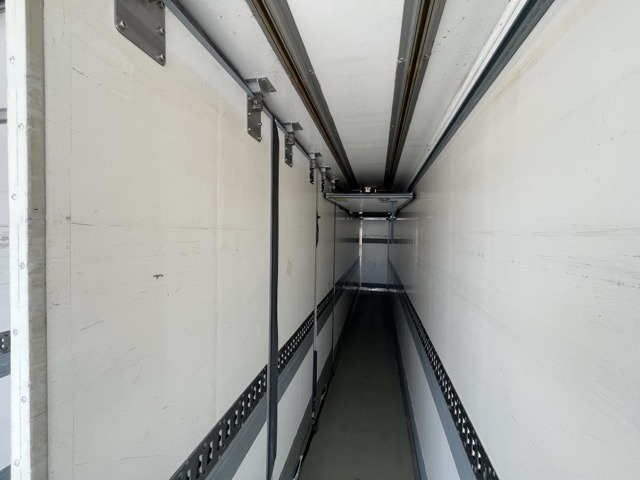 MAN TGS 26.460 6x2-4 Euro6 Klima Navi Luftfeder - شاحنة ذات مبرد: صورة 2 MAN TGS 26.460 6x2-4 Euro6 Klima Navi Luftfeder - شاحنة ذات مبرد: صورة 2