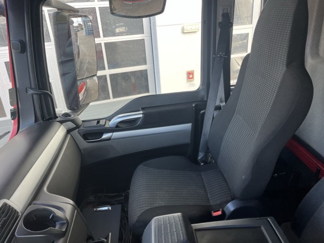 MAN TGS 33.440 6x4 BB mit Heckkran HIAB 166ES-4 Euro5 - شاحنة قلاب, شاحنة كرين: صورة 5 MAN TGS 33.440 6x4 BB mit Heckkran HIAB 166ES-4 Euro5 - شاحنة قلاب, شاحنة كرين: صورة 5