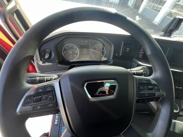 MAN TGX 26.470 6x2-4 LL - neu bereift Euro6 Intarder - ناقلة حاويات/ شاحنة حاويات: صورة 5 MAN TGX 26.470 6x2-4 LL - neu bereift Euro6 Intarder - ناقلة حاويات/ شاحنة حاويات: صورة 5
