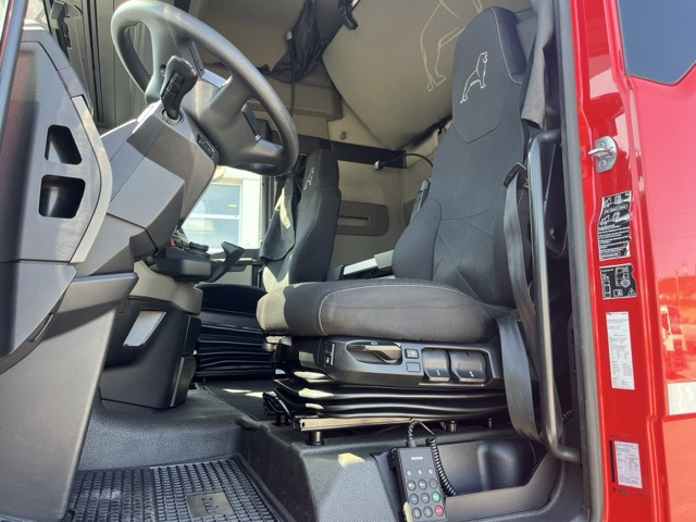 MAN TGX 26.470 6x2-4 LL - neu bereift Euro6 Intarder - ناقلة حاويات/ شاحنة حاويات: صورة 2 MAN TGX 26.470 6x2-4 LL - neu bereift Euro6 Intarder - ناقلة حاويات/ شاحنة حاويات: صورة 2