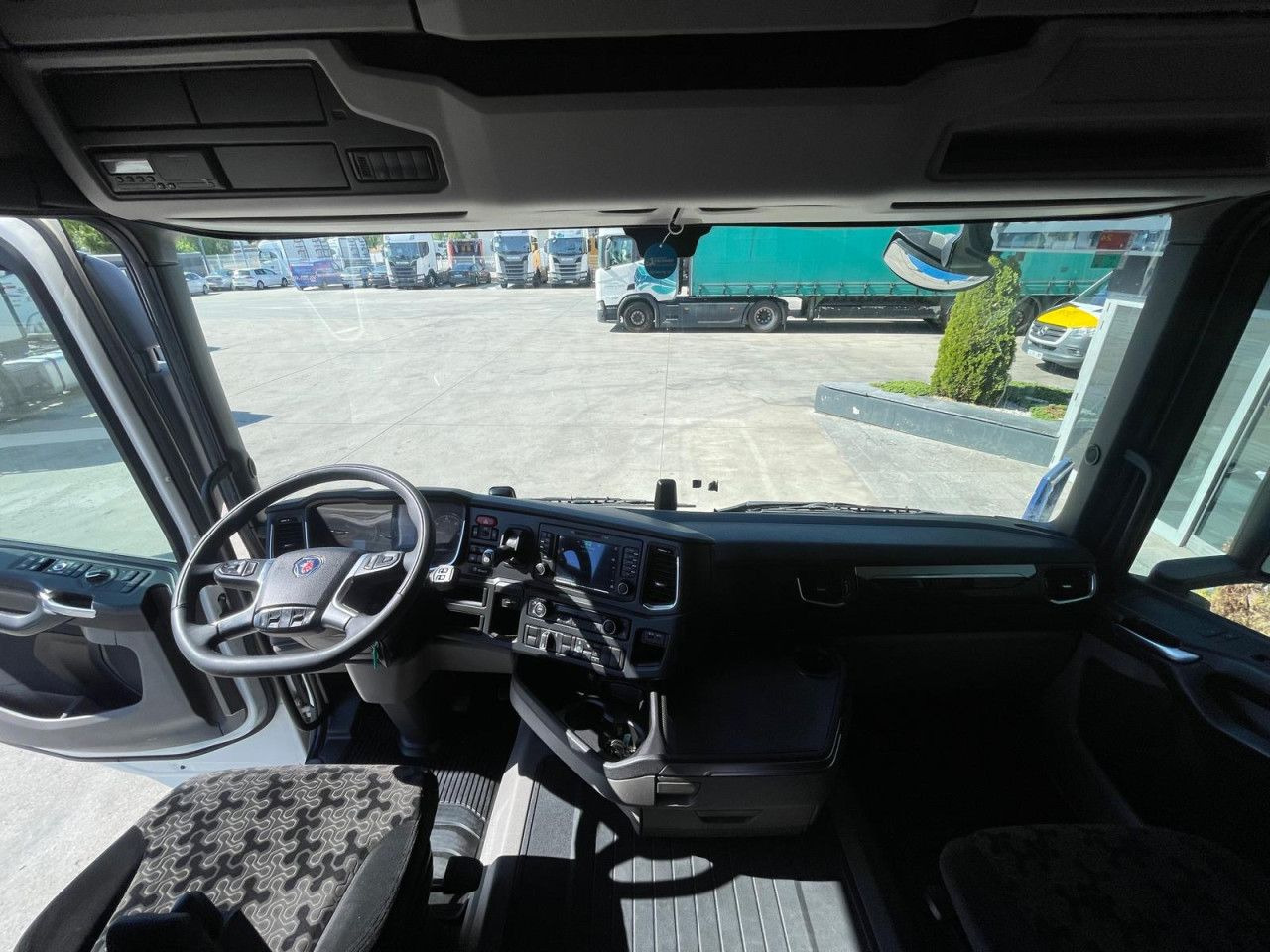 رأس تريلا Scania R 450: صورة 16