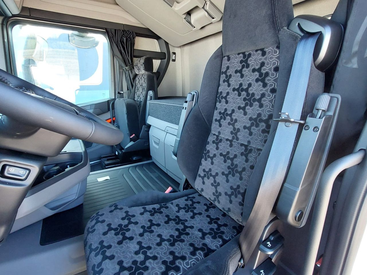 Scania R 460 - رأس تريلا: صورة 2 Scania R 460 - رأس تريلا: صورة 2