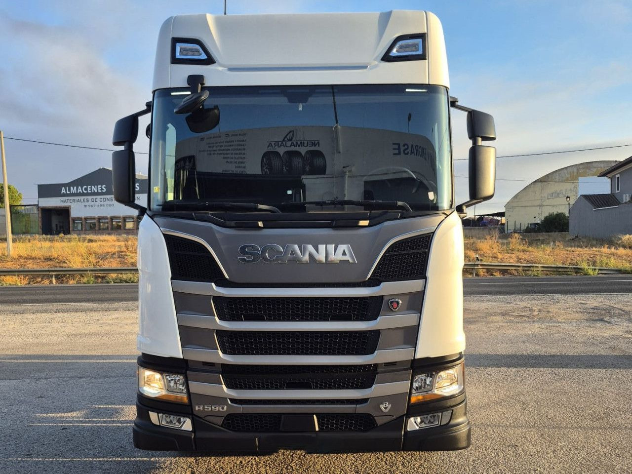 Scania R 590 - رأس تريلا: صورة 2 Scania R 590 - رأس تريلا: صورة 2