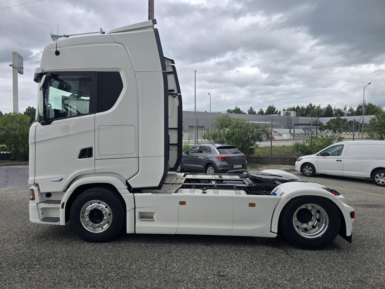 Scania S 560 - رأس تريلا: صورة 4 Scania S 560 - رأس تريلا: صورة 4