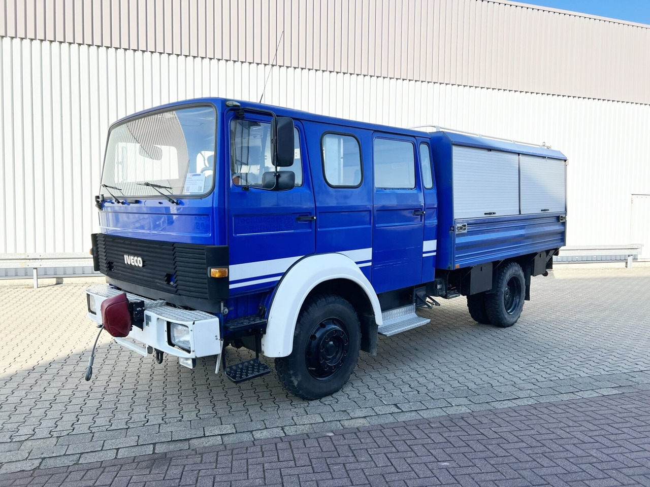 120-23 AW 4x4 Doka 120-23 AW 4x4 Doka, V8-Motor, Gerätewagen, Seilwinde - شاحنة حريق: صورة 1 120-23 AW 4x4 Doka 120-23 AW 4x4 Doka, V8-Motor, Gerätewagen, Seilwinde - شاحنة حريق: صورة 1