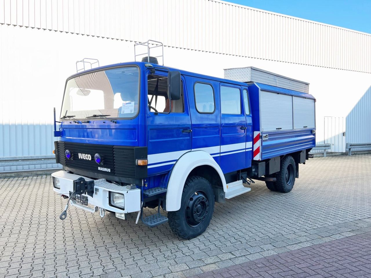 120-23 AW 4x4 Doka 120-23 AW 4x4 Doka, V8-Motor, Mannschaftswagen 16 Sitze, Seilwinde - شاحنة حريق: صورة 1 120-23 AW 4x4 Doka 120-23 AW 4x4 Doka, V8-Motor, Mannschaftswagen 16 Sitze, Seilwinde - شاحنة حريق: صورة 1
